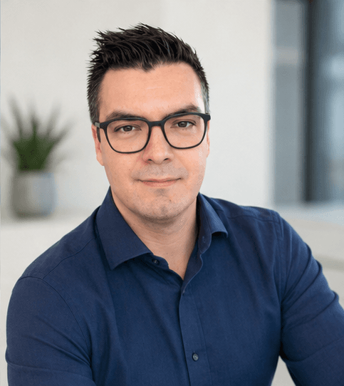 Porträt von Tobias Külper